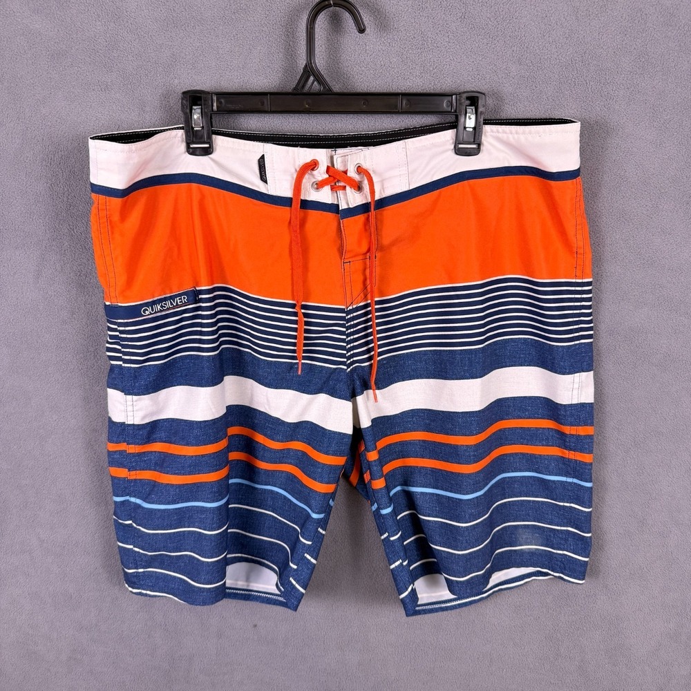 Quiksilver Men's Striped Board Shorts Size 38 Y2K Surfing Beach‎ Summer